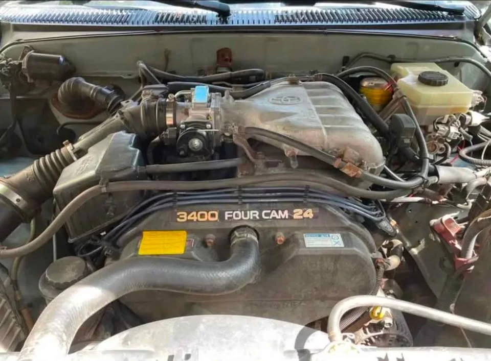 2001 Toyota 4Runner 3rd Gen - Image 2 of 10