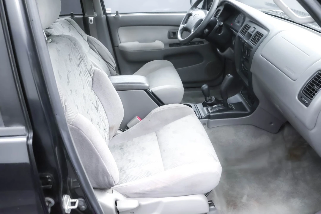 2001 Toyota 4Runner 3rd Gen - Image 7 of 12