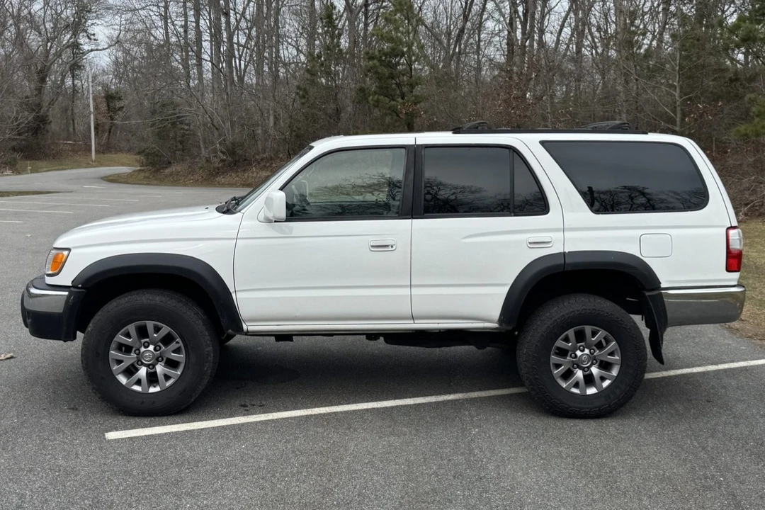 2001 Toyota 4Runner 3rd Gen - Image 3 of 8