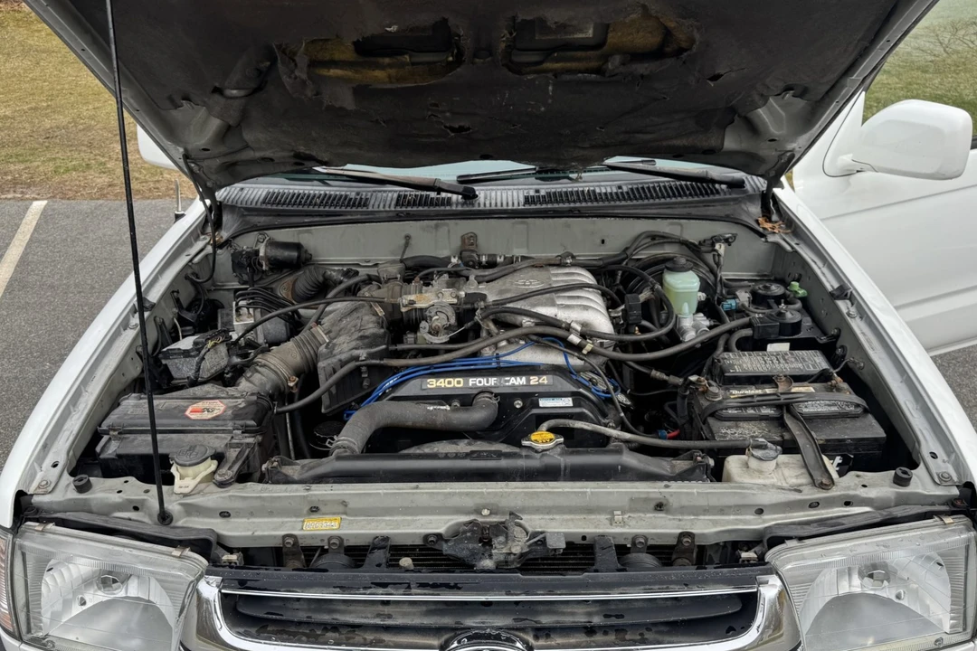 2001 Toyota 4Runner 3rd Gen - Image 6 of 8