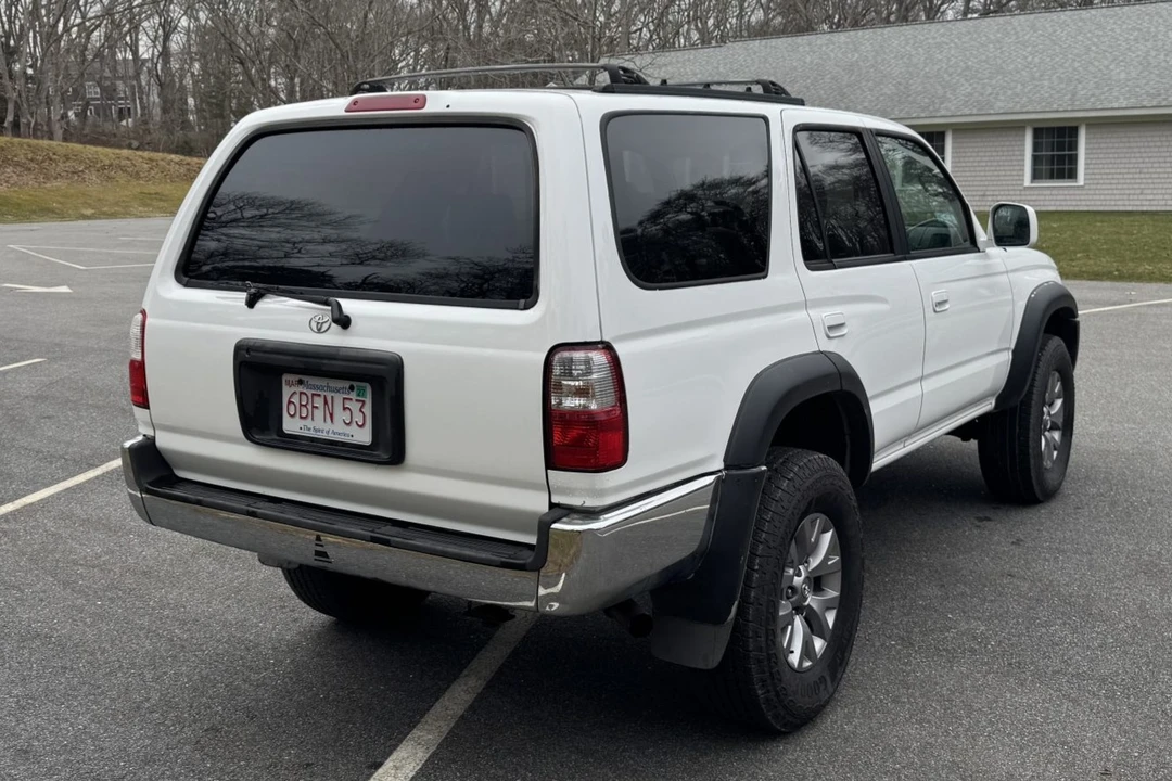 2001 Toyota 4Runner 3rd Gen - Image 2 of 8
