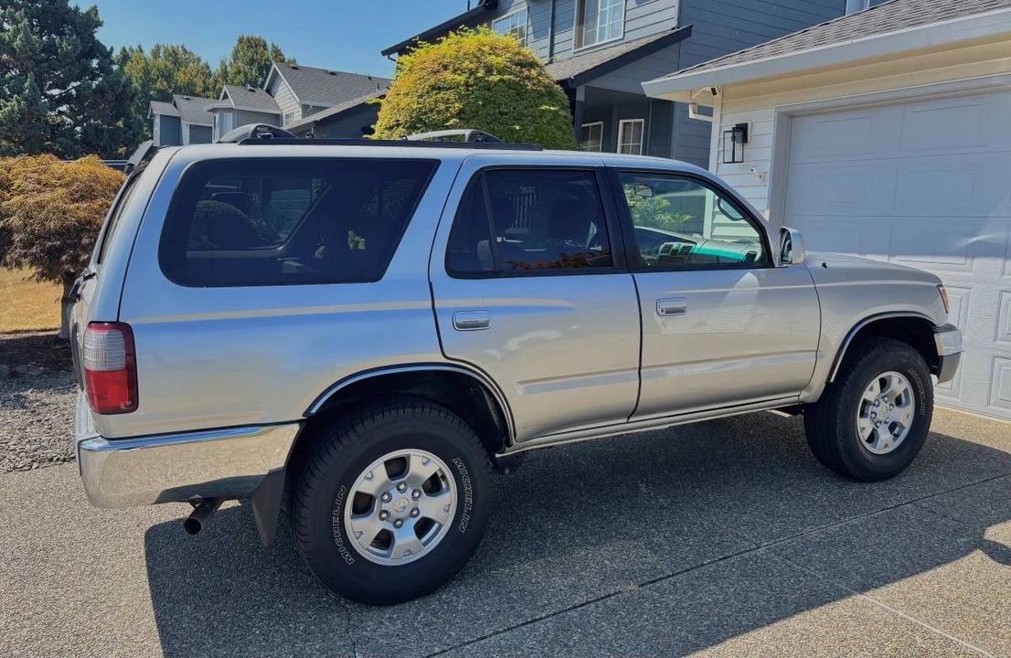 2001 Toyota 4Runner 3rd Gen - Image 3 of 12