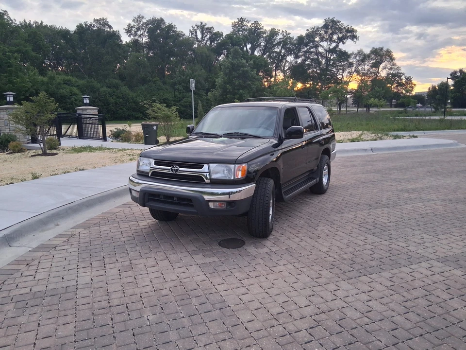 2001 Toyota 4Runner 3rd Gen - Image 4 of 31