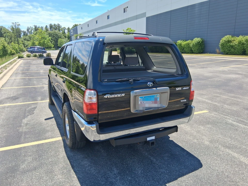 2001 Toyota 4Runner 3rd Gen - Image 10 of 31