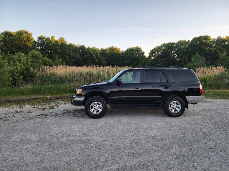 2001 Toyota 4Runner 3rd Gen - Image 7 of 31
