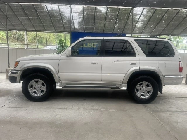 2001 Toyota 4Runner 3rd Gen - Image 9 of 21