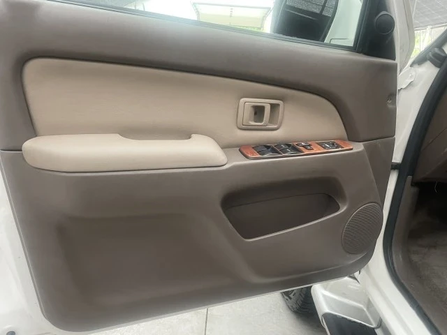 2001 Toyota 4Runner 3rd Gen - Image 17 of 21