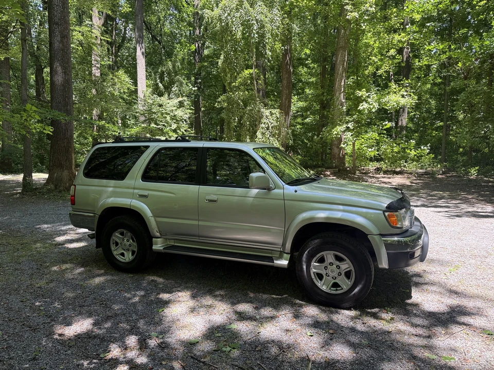 2001 Toyota 4Runner 3rd Gen - Image 14 of 31