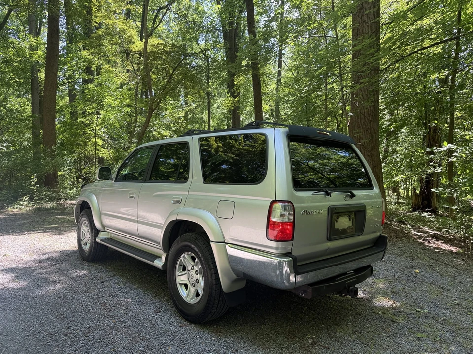 2001 Toyota 4Runner 3rd Gen - Image 8 of 31