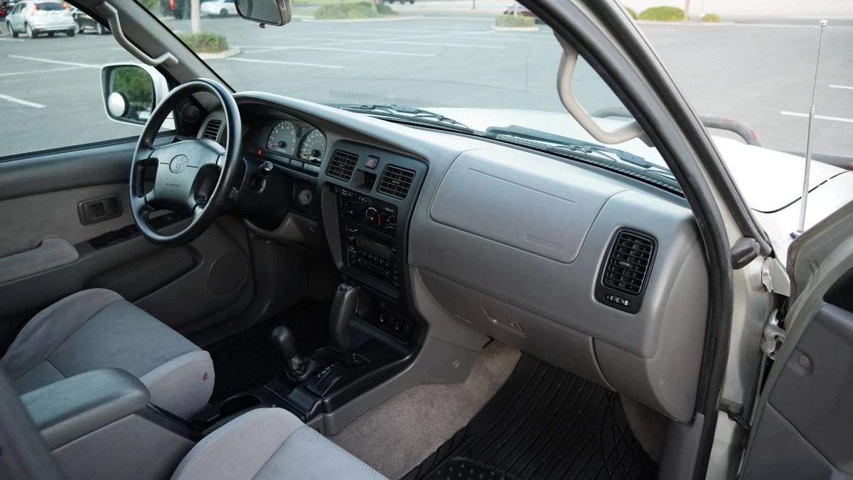 2001 Toyota 4Runner 3rd Gen - Image 9 of 22