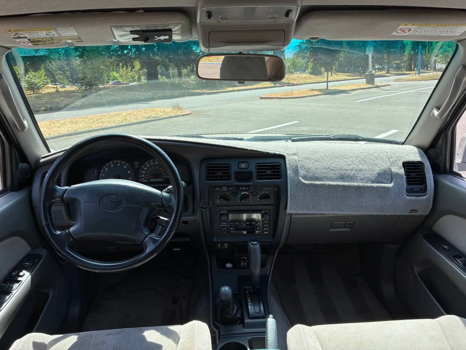 2001 Toyota 4Runner 3rd Gen - Image 14 of 19