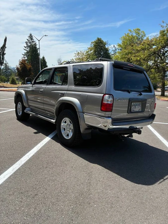 2001 Toyota 4Runner 3rd Gen - Image 4 of 19