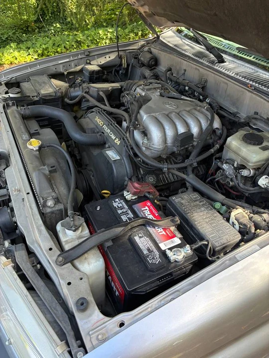 2001 Toyota 4Runner 3rd Gen - Image 10 of 19