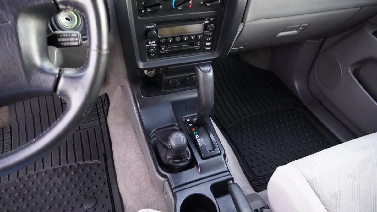 2001 Toyota 4Runner 3rd Gen - Image 10 of 22