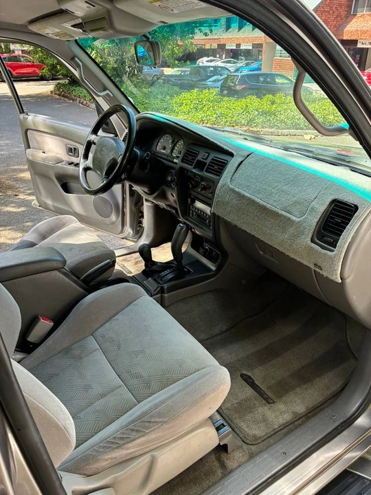 2001 Toyota 4Runner 3rd Gen - Image 17 of 19