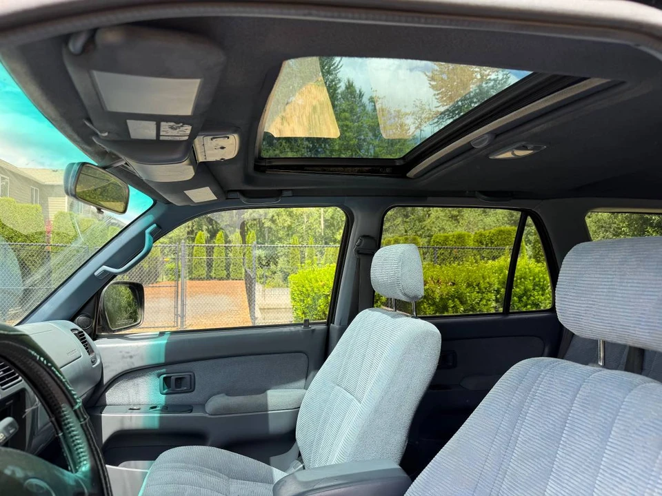 2001 Toyota 4Runner 3rd Gen - Image 13 of 16
