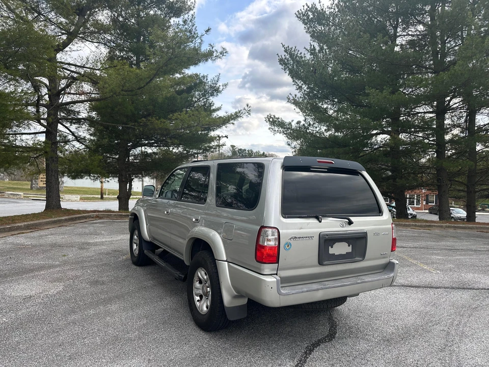 2001 Toyota 4Runner 3rd Gen - Image 10 of 31