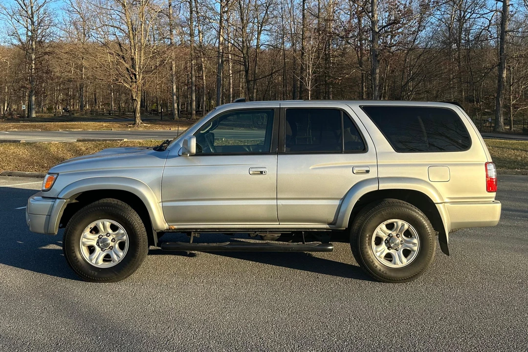 2001 Toyota 4Runner 3rd Gen - Image 3 of 31