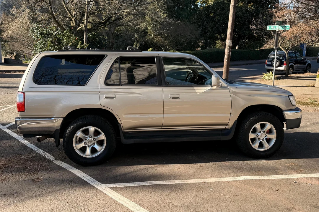 2001 Toyota 4Runner 3rd Gen - Image 3 of 31