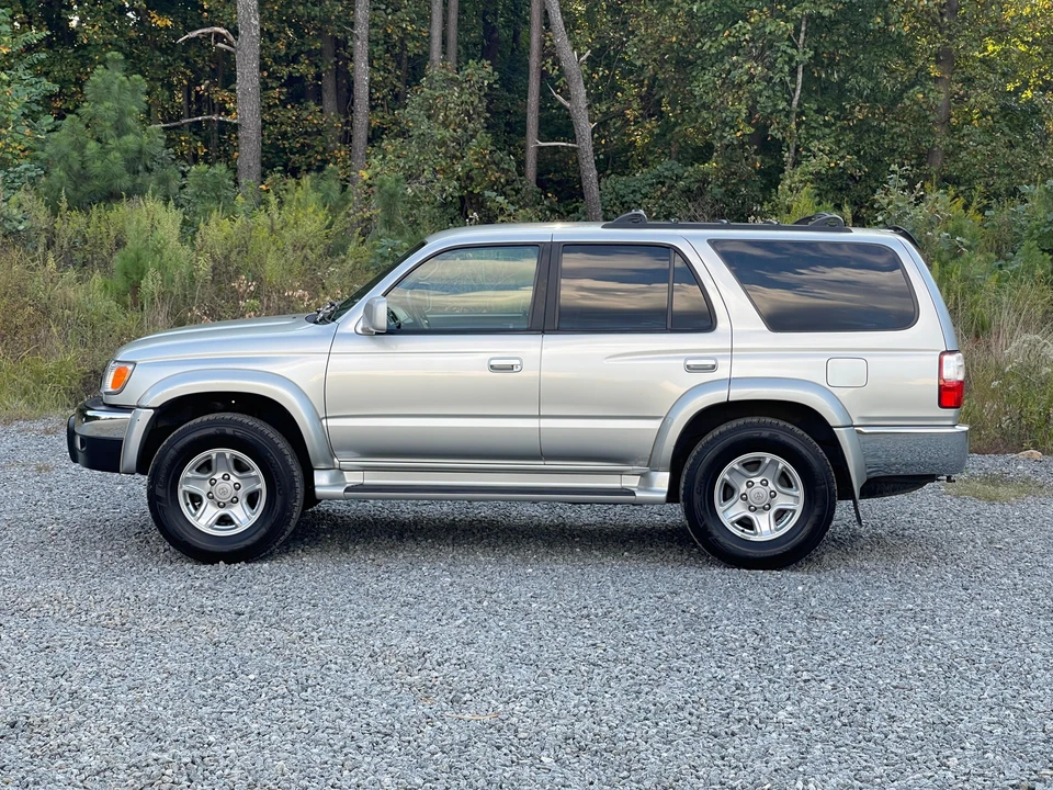 2001 Toyota 4Runner 3rd Gen - Image 12 of 31