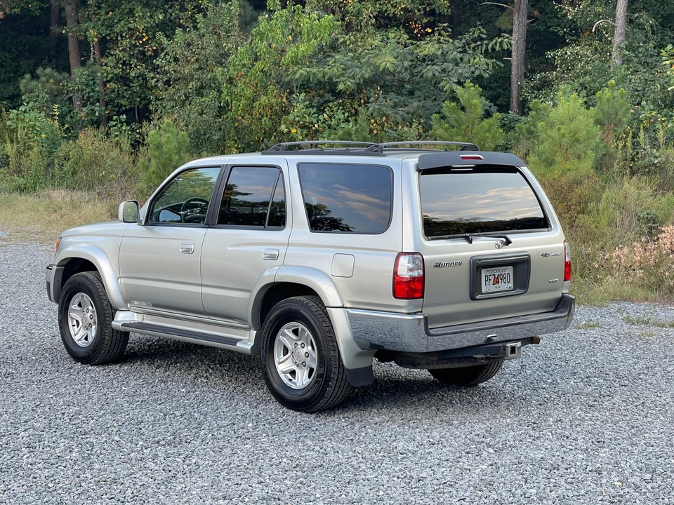 2001 Toyota 4Runner 3rd Gen - Image 13 of 31