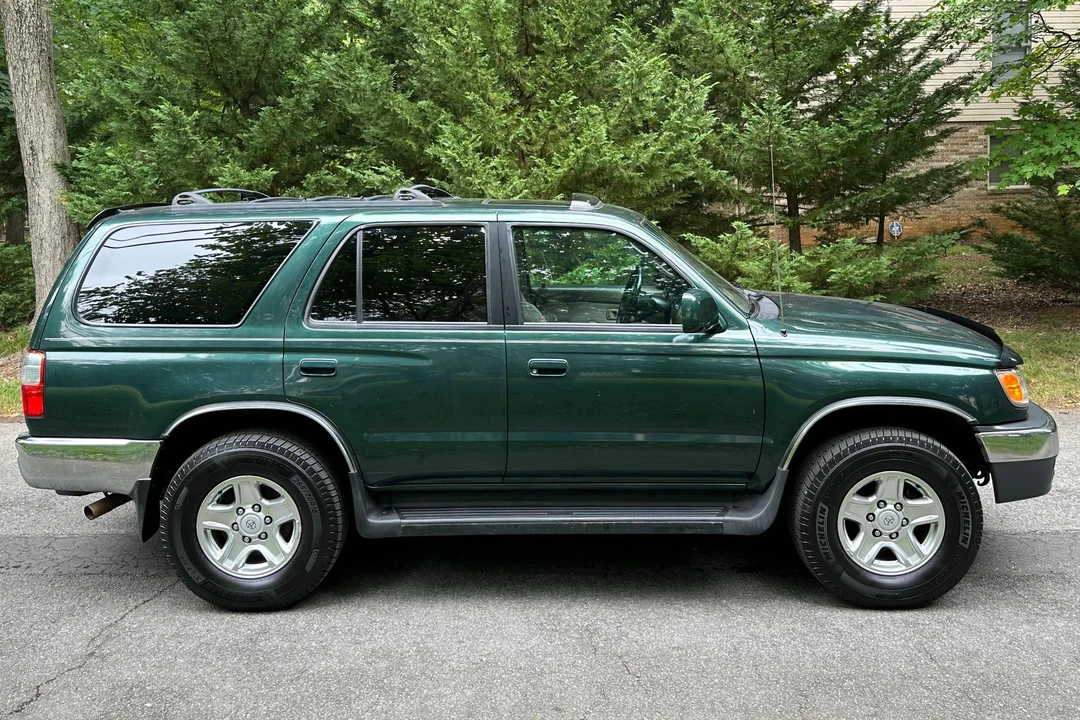 2001 Toyota 4Runner 3rd Gen - Image 3 of 31