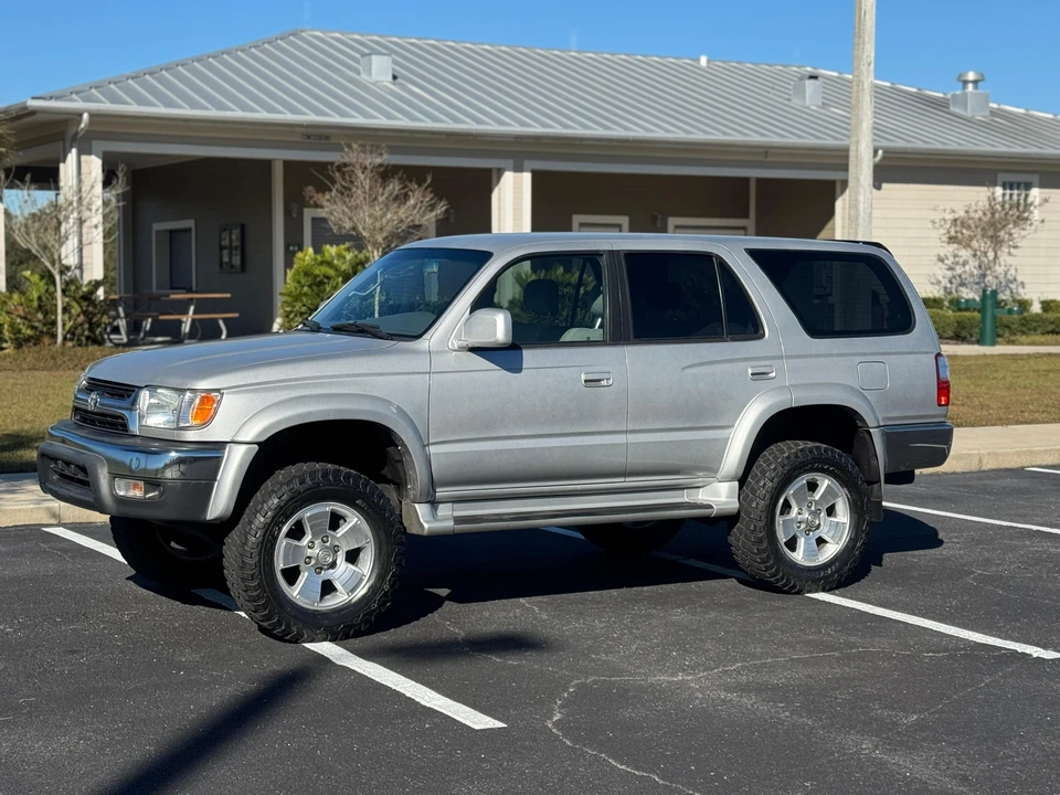 2001 Toyota 4Runner 3rd Gen - Image 11 of 31