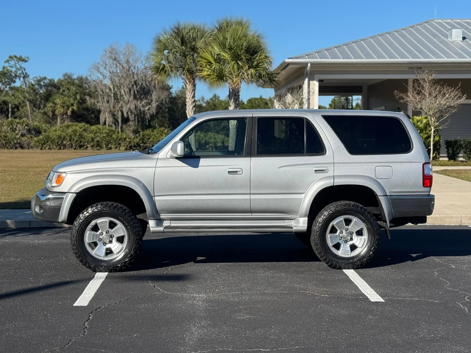 2001 Toyota 4Runner 3rd Gen - Image 14 of 31