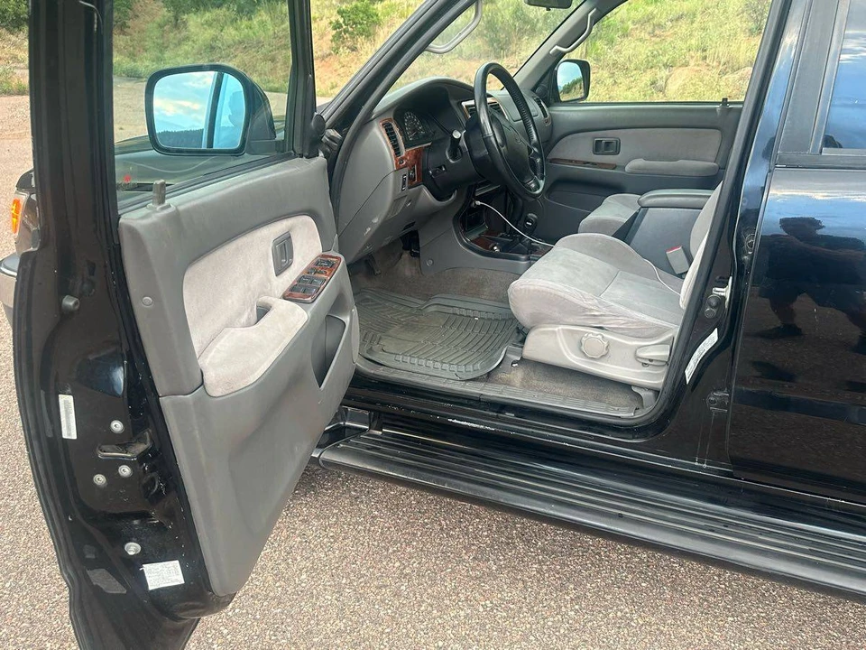 2001 Toyota 4Runner 3rd Gen - Image 9 of 18