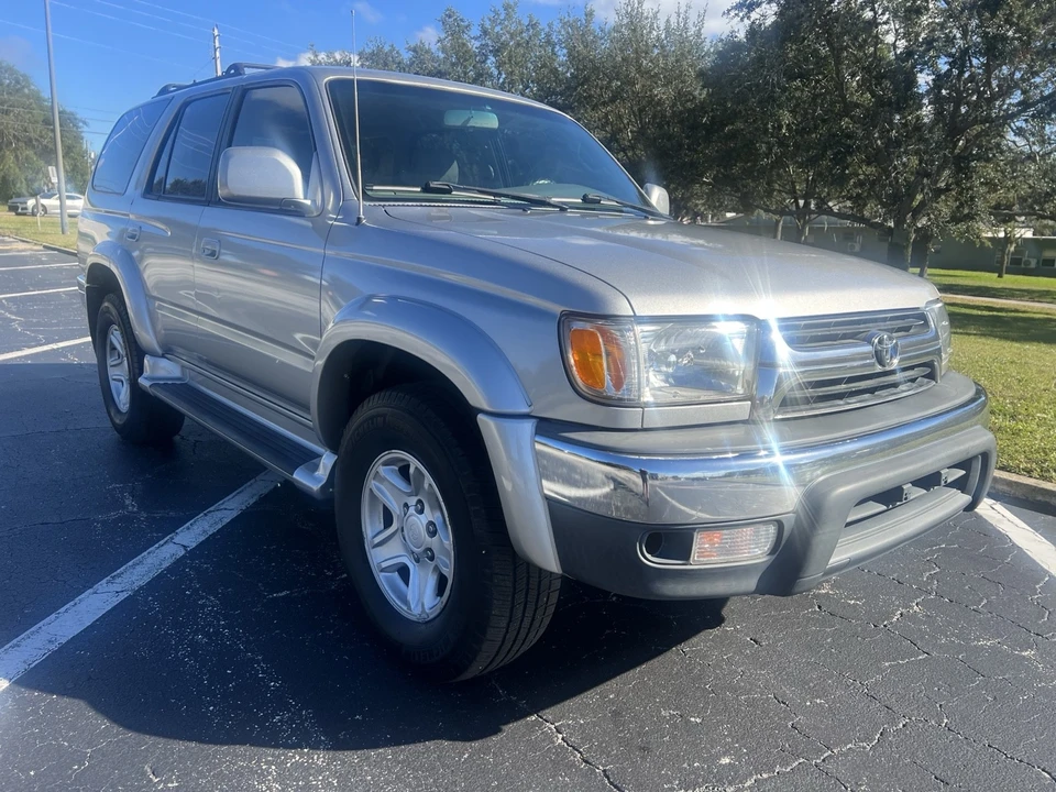 2001 Toyota 4Runner 3rd Gen - Image 2 of 18