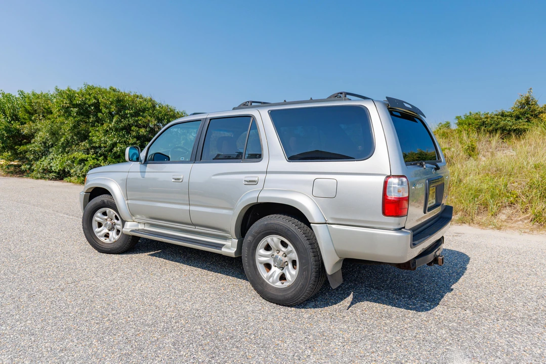 2001 Toyota 4Runner 3rd Gen - Image 11 of 31