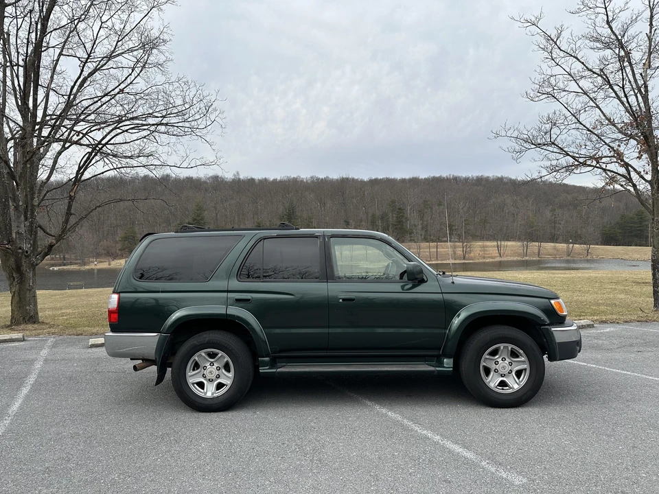 2001 Toyota 4Runner 3rd Gen - Image 11 of 31