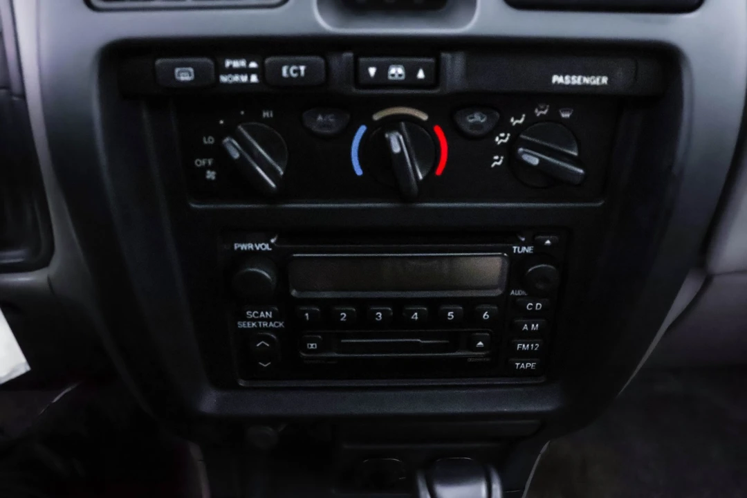 2001 Toyota 4Runner 3rd Gen - Image 11 of 12