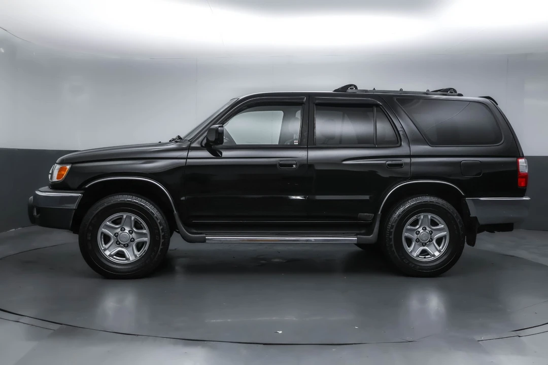 2001 Toyota 4Runner 3rd Gen - Image 2 of 12