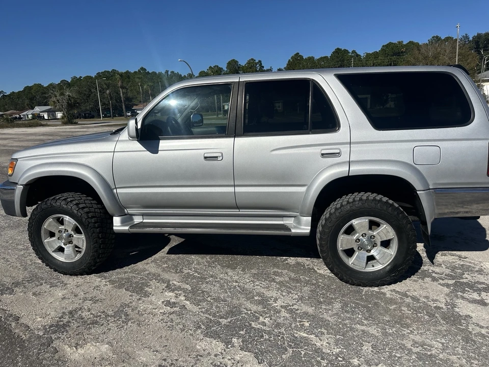 2001 Toyota 4Runner 3rd Gen - Image 15 of 21