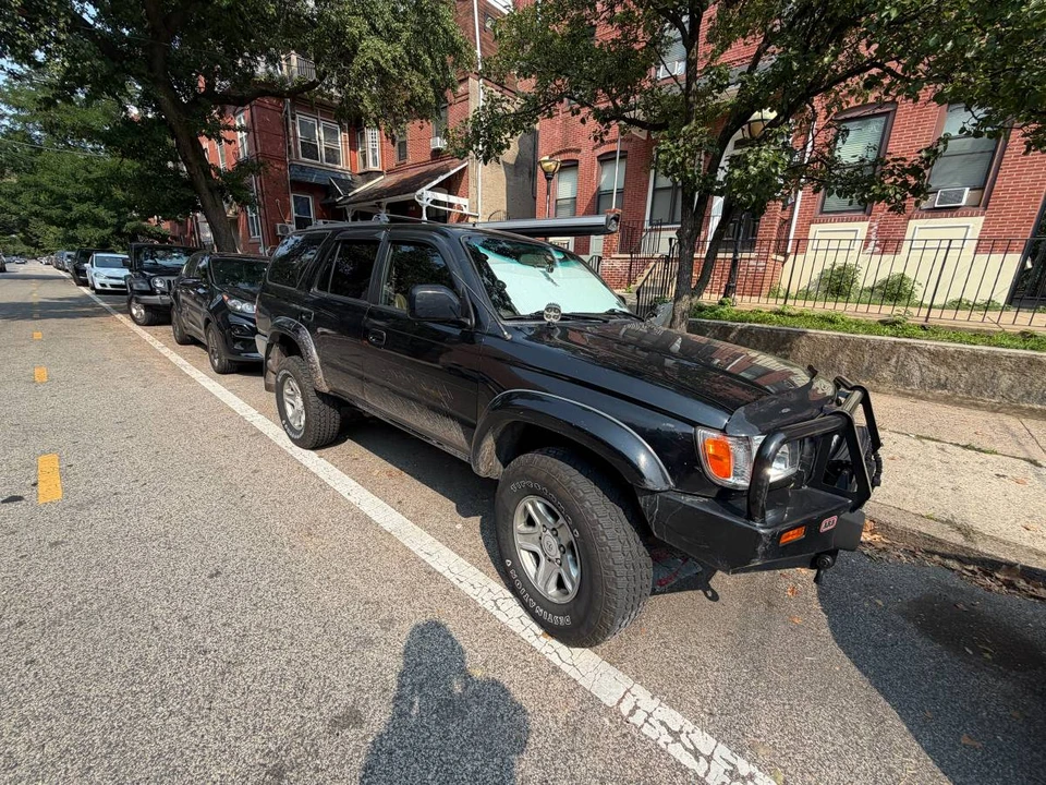 2001 Toyota 4Runner 3rd Gen - Image 2 of 15