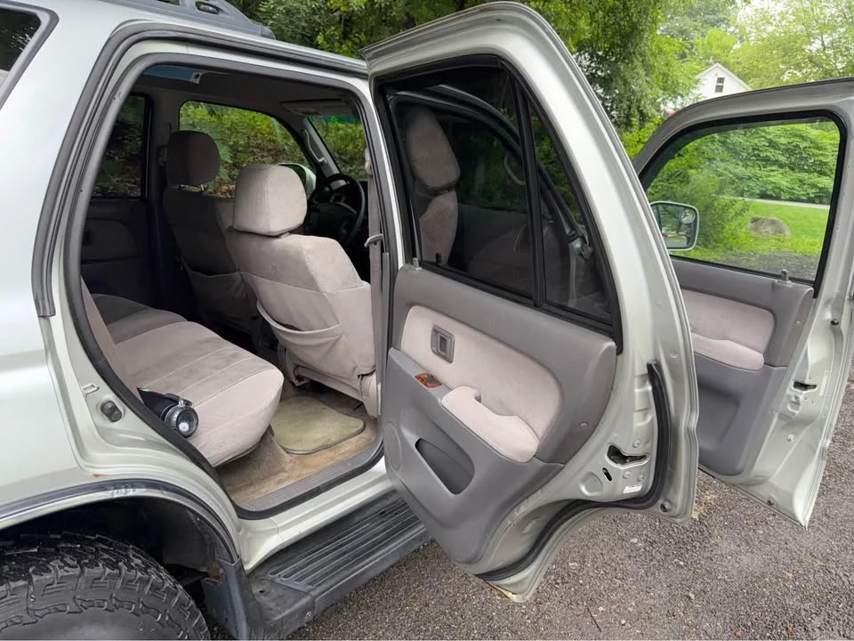 2001 Toyota 4Runner 3rd Gen - Image 7 of 13
