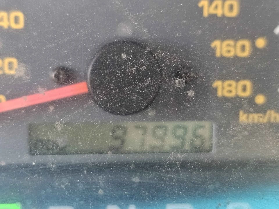 2001 Toyota 4Runner 3rd Gen - Image 9 of 9