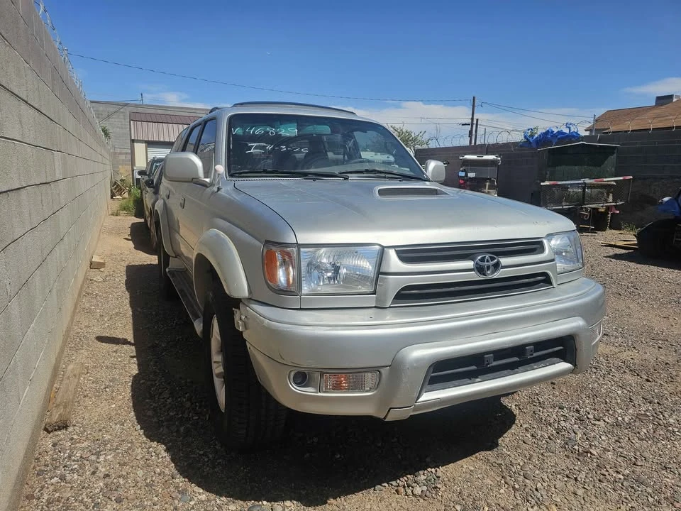 2001 Toyota 4Runner 3rd Gen - Image 2 of 9