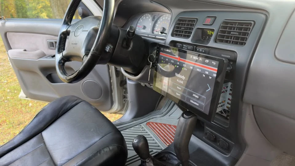 2001 Toyota 4Runner 3rd Gen - Image 6 of 13