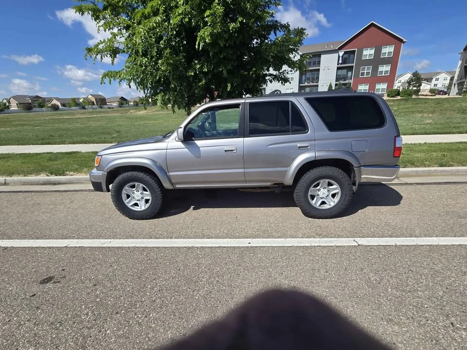 2001 Toyota 4Runner 3rd Gen - Image 9 of 10