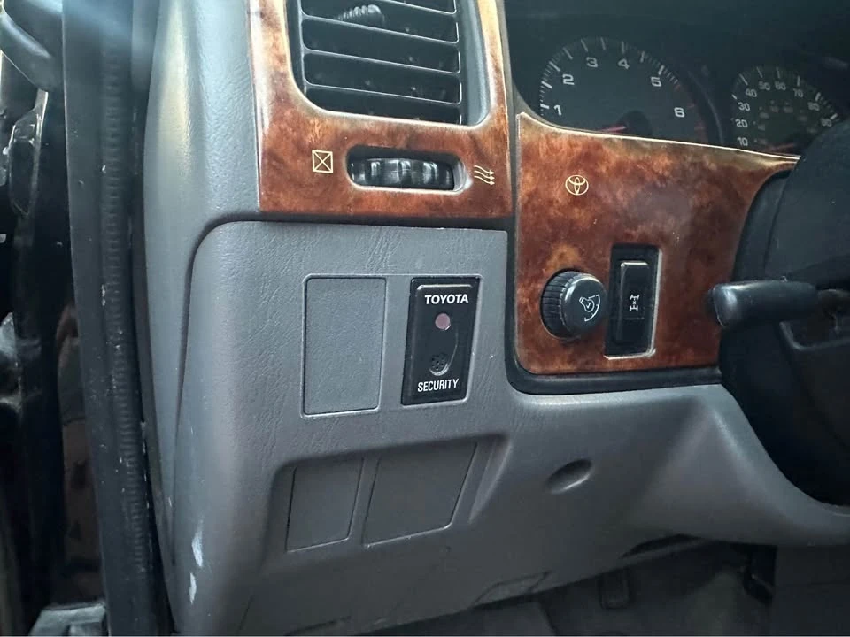 2001 Toyota 4Runner 3rd Gen - Image 10 of 20