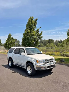 2001 Toyota 4Runner SR5 Premium Sport Utility 4D