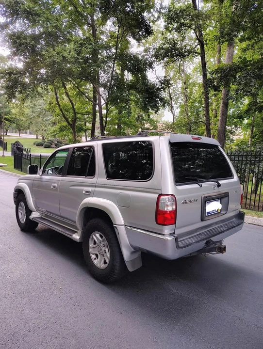 2001 Toyota 4Runner 3rd Gen - Image 5 of 17
