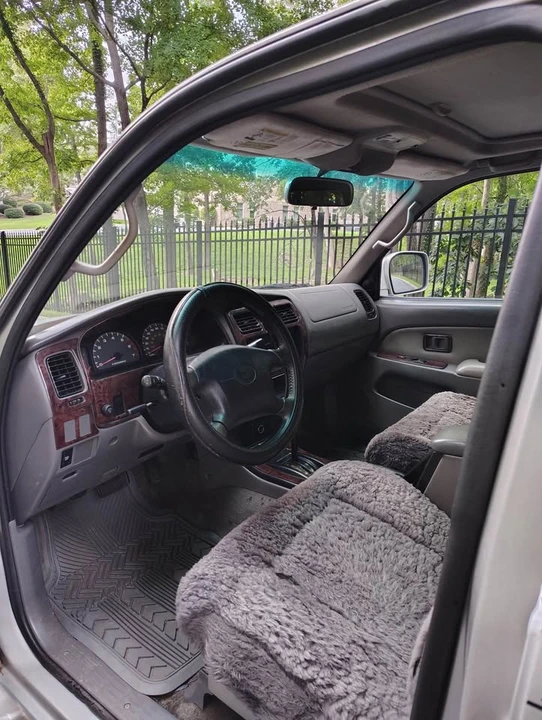 2001 Toyota 4Runner 3rd Gen - Image 8 of 17