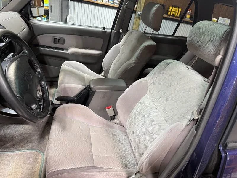 2001 Toyota 4Runner 3rd Gen - Image 9 of 13