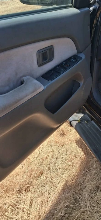 2001 Toyota 4Runner 3rd Gen - Image 5 of 9
