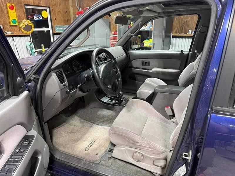 2001 Toyota 4Runner 3rd Gen - Image 7 of 13