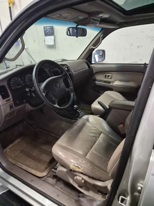 2001 Toyota 4Runner 3rd Gen - Image 2 of 10