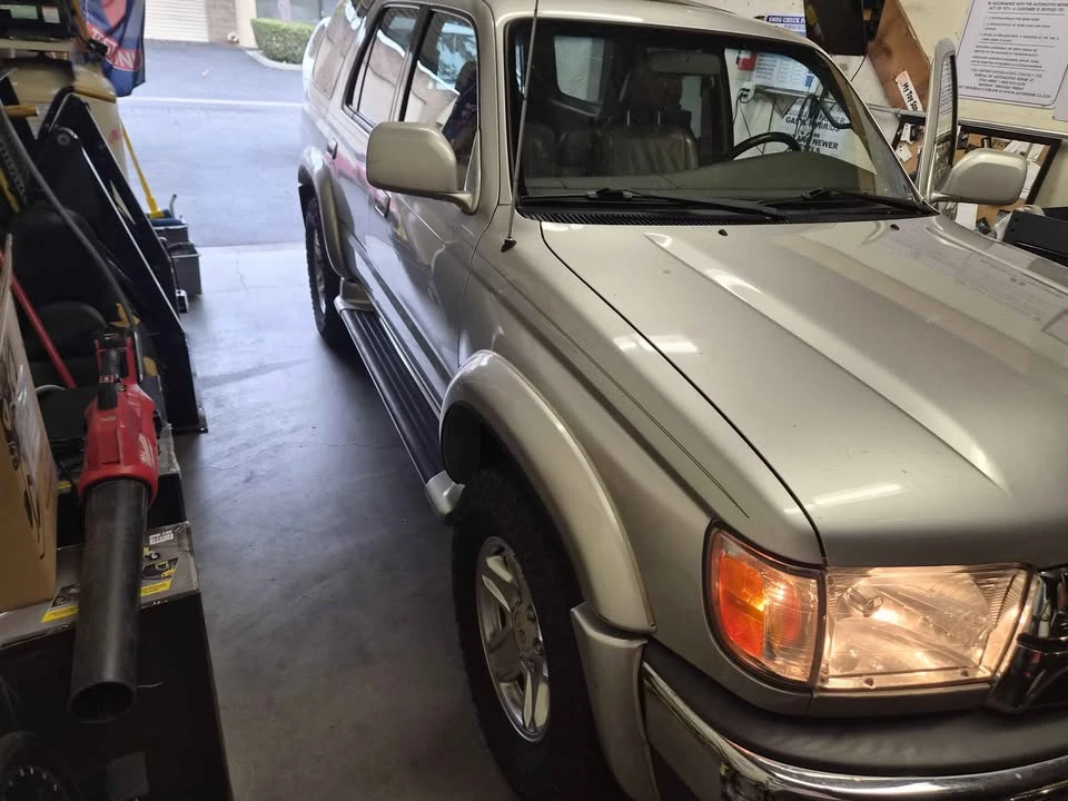 2001 Toyota 4Runner 3rd Gen - Image 3 of 10